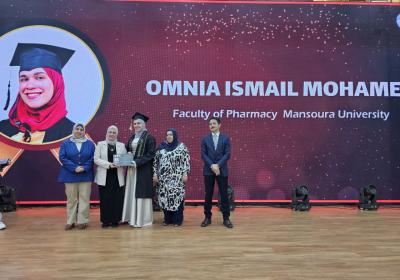 Photo 5859480756898875574 Y