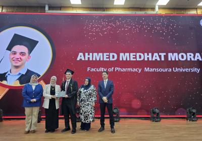 Photo 5859480756898875588 Y