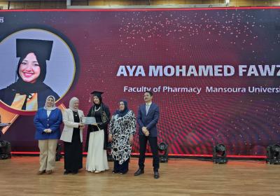 Photo 5859480756898875594 Y