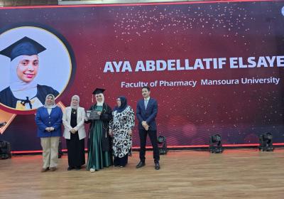 Photo 5859480756898875600 Y