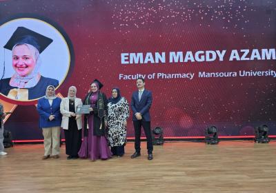 Photo 5859480756898875629 Y