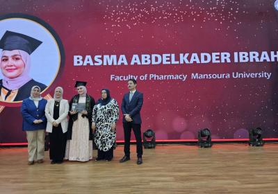 Photo 5859480756898875632 Y