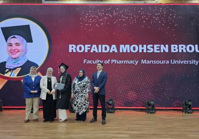 Photo 5859480756898875679 Y