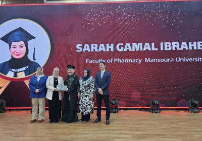 Photo 5859480756898875693 Y