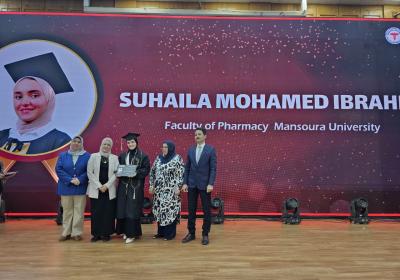 Photo 5859480756898875715 Y